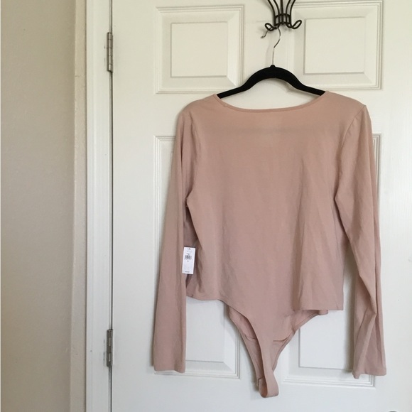 True hues by banana Republic long sleeve light nude bodysuit size XL NWT - Picture 2 of 6